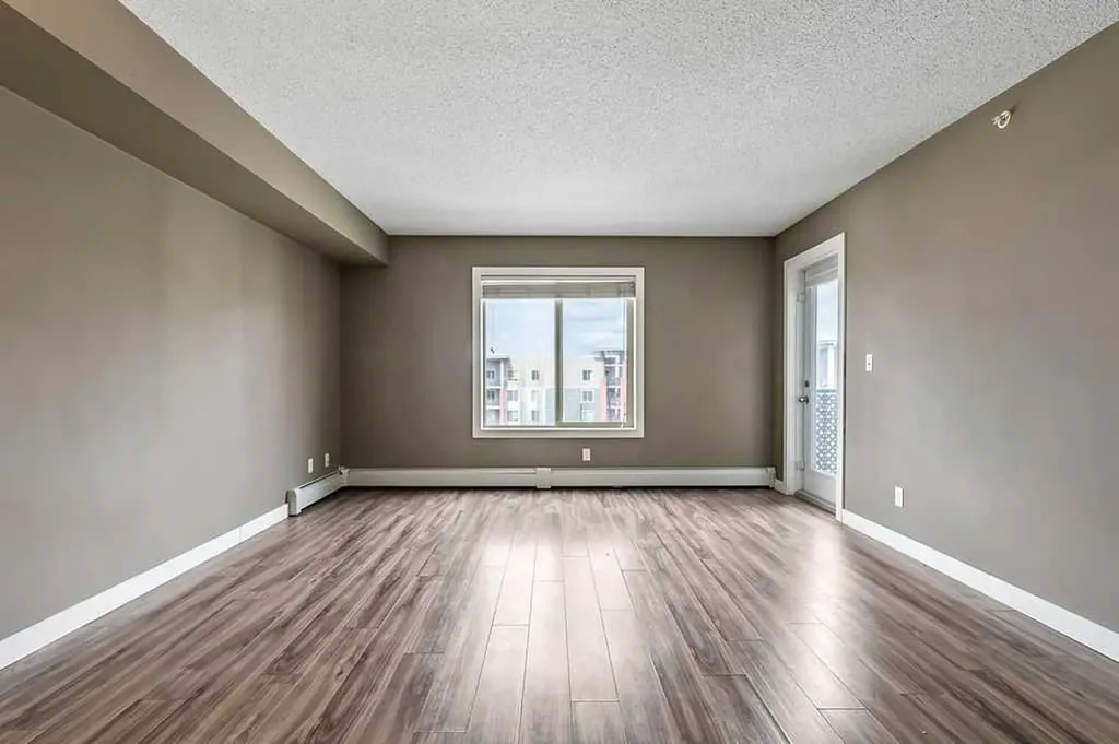403 Mackenzie Way SW Airdrie AB T4B 3V7