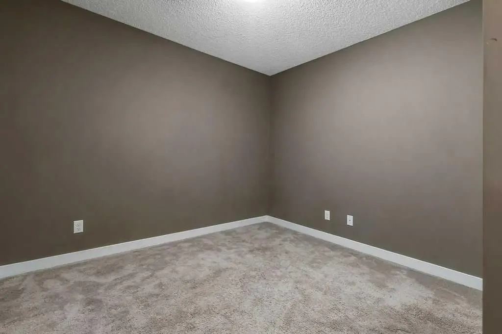 403 Mackenzie Way SW Airdrie AB T4B 3V7