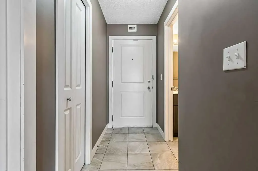 403 Mackenzie Way SW Airdrie AB T4B 3V7