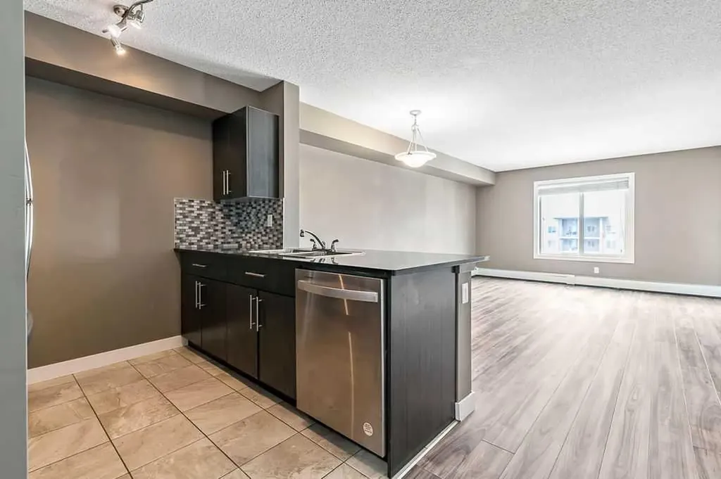 403 Mackenzie Way SW Airdrie AB T4B 3V7