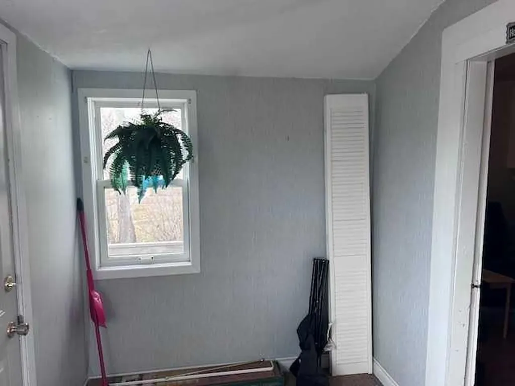 108 1 Avenue E Hanna AB T0J 1P0
