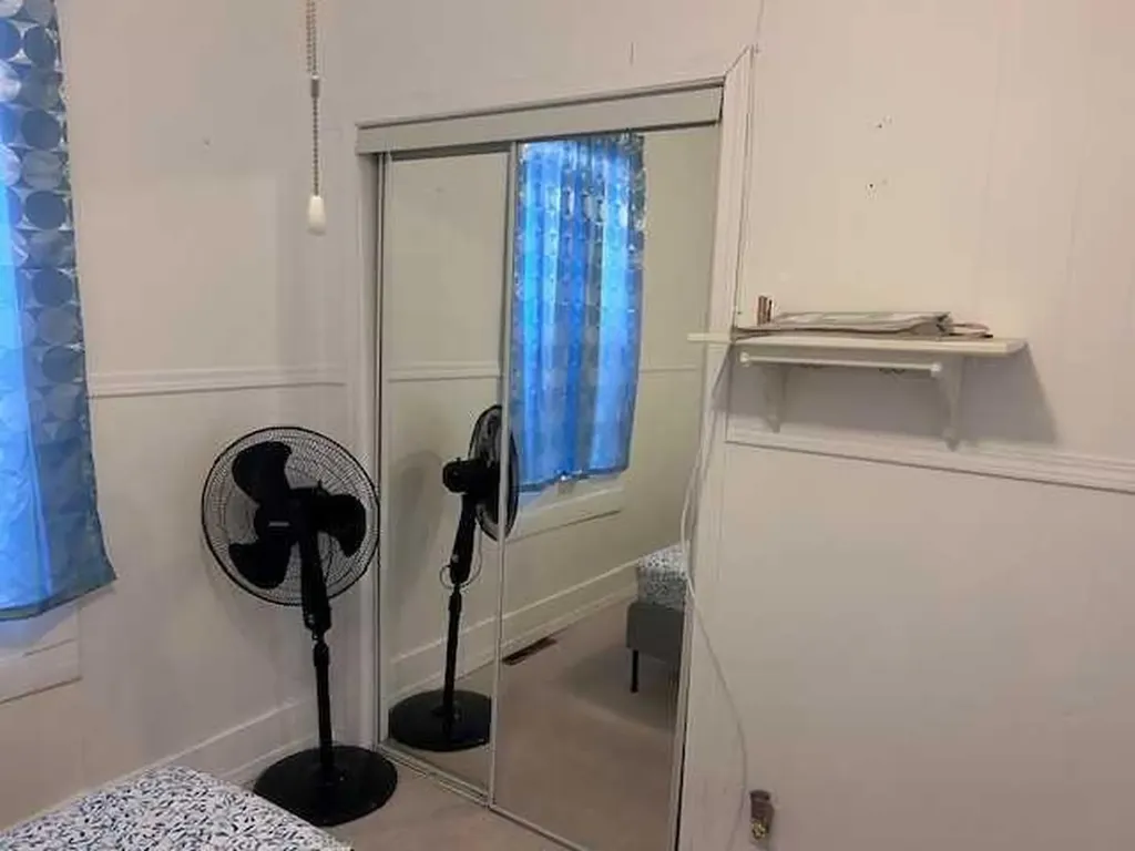 108 1 Avenue E Hanna AB T0J 1P0