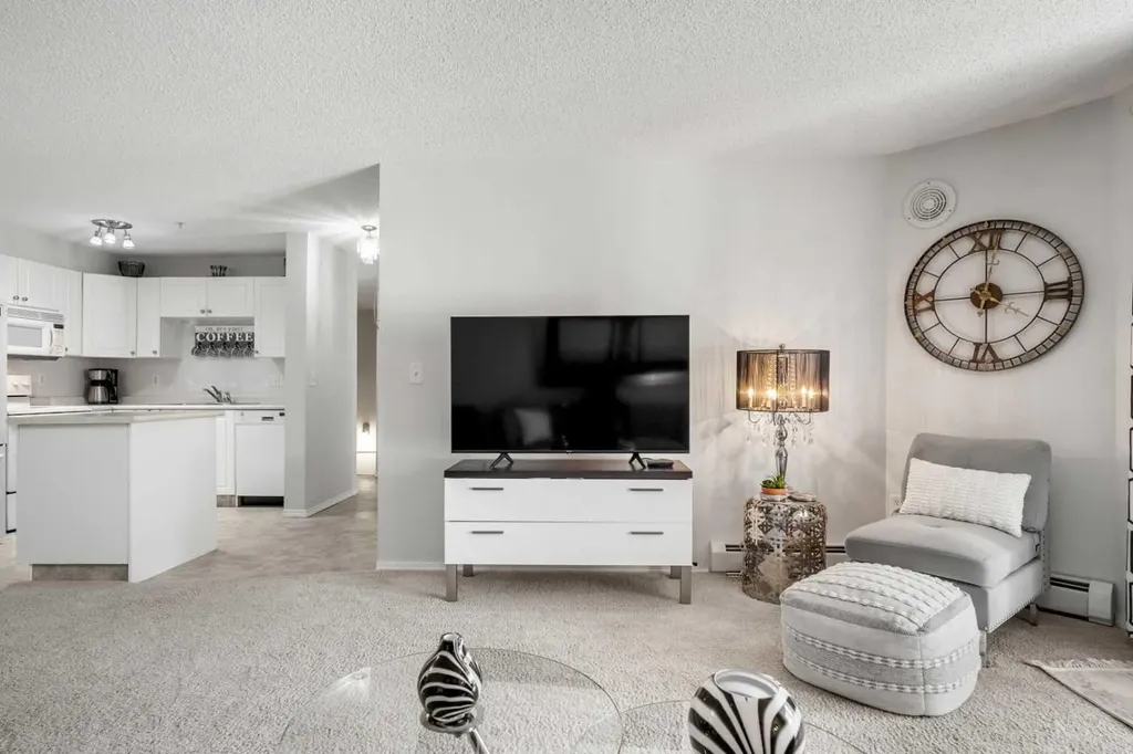 1208 Millrise Point SW Calgary AB T2Y 3W4