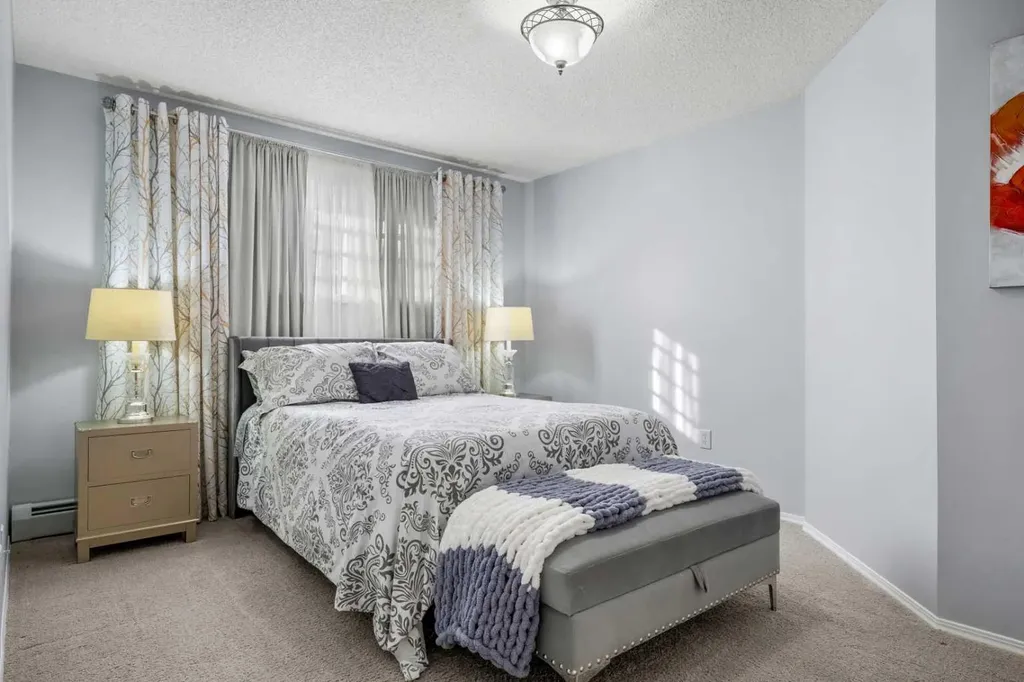 1208 Millrise Point SW Calgary AB T2Y 3W4