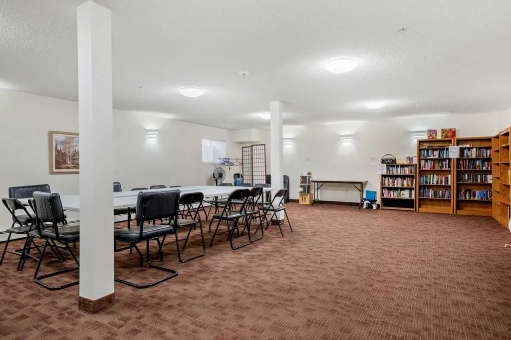 1208 Millrise Point SW Calgary AB T2Y 3W4