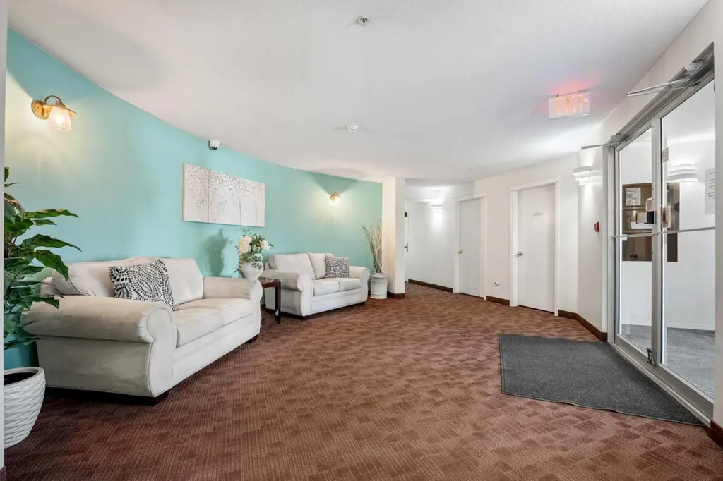 1208 Millrise Point SW Calgary AB T2Y 3W4