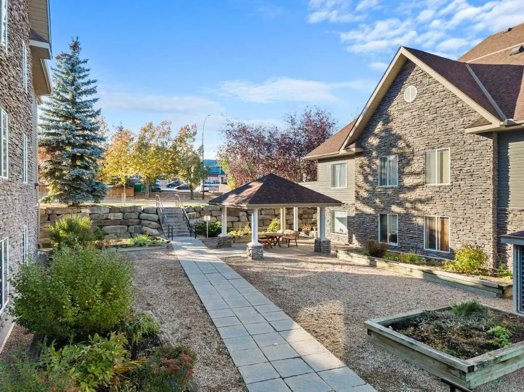 1208 Millrise Point SW Calgary AB T2Y 3W4
