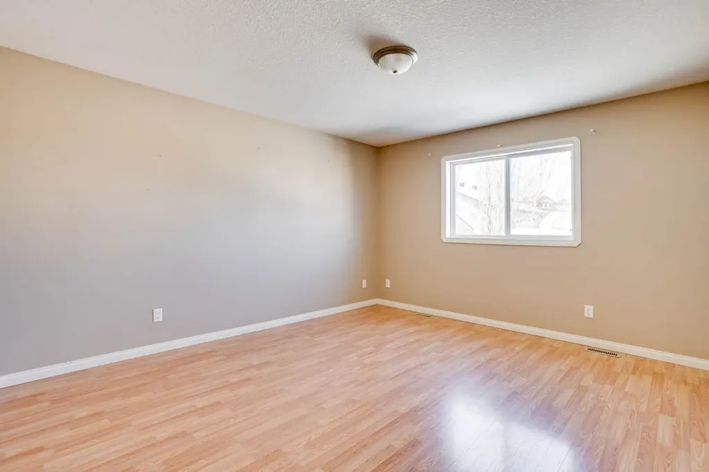 102 Lanauze Street Fort Mcmurray AB T9K 2S3