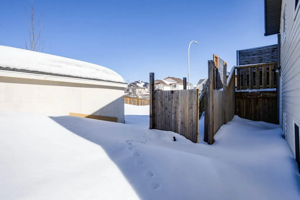 102 Lanauze Street Fort Mcmurray AB T9K 2S3