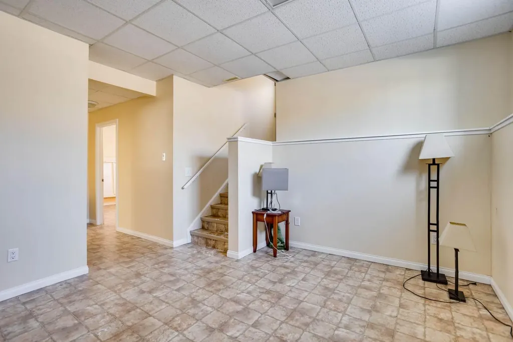 102 Lanauze Street Fort Mcmurray AB T9K 2S3