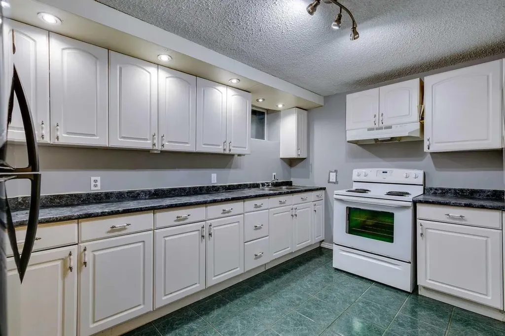 100 Allandale Close SE Calgary AB T2H 1V9