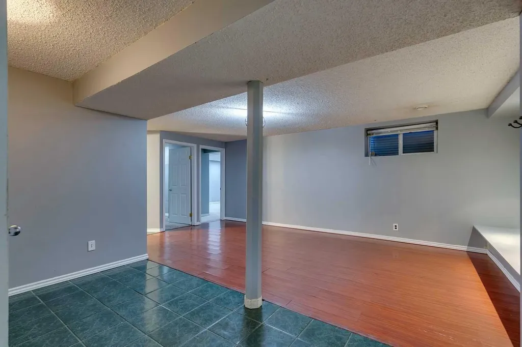 100 Allandale Close SE Calgary AB T2H 1V9