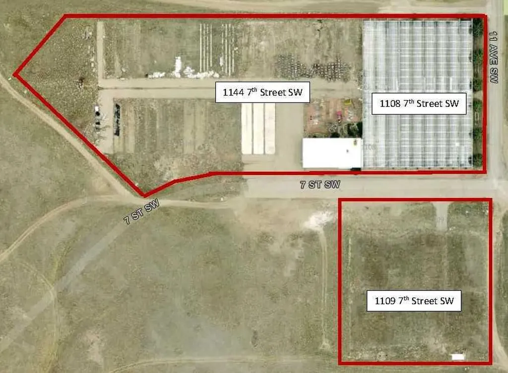 1108, 1109 & 1144 7 Street SW Medicine Hat AB T1A 8N2
