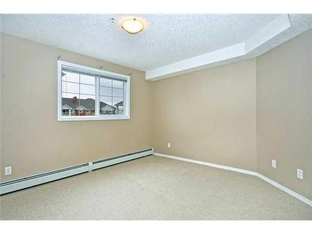 10 Prestwick Bay SE Calgary AB T2Z 0B5