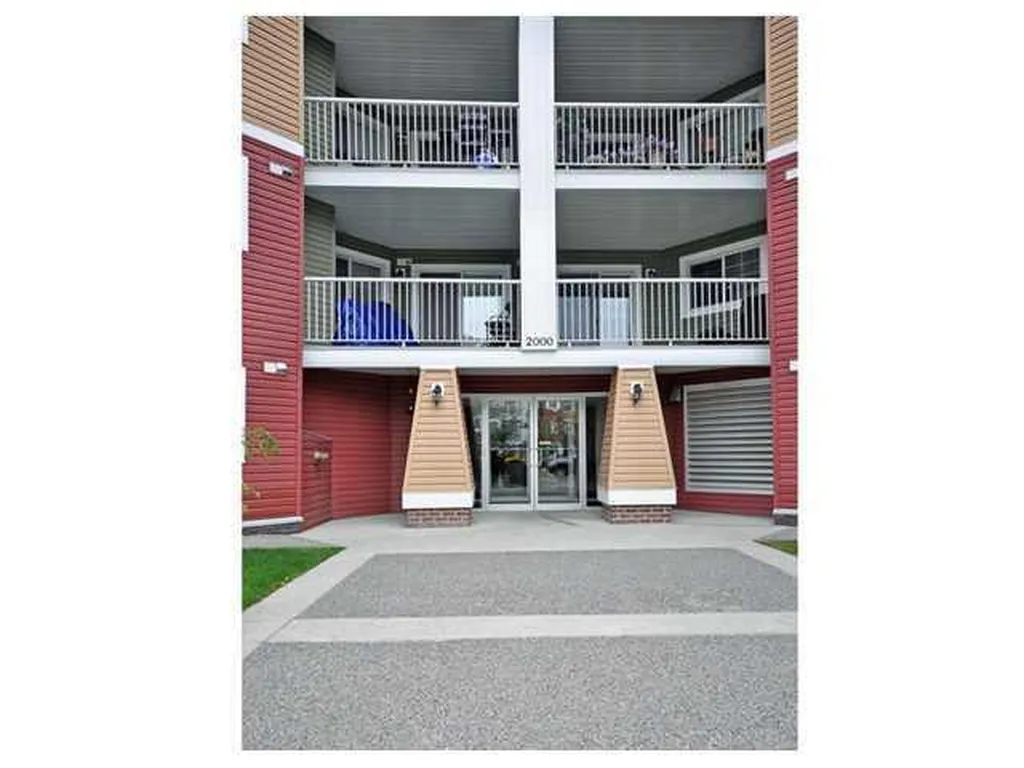 10 Prestwick Bay SE Calgary AB T2Z 0B5