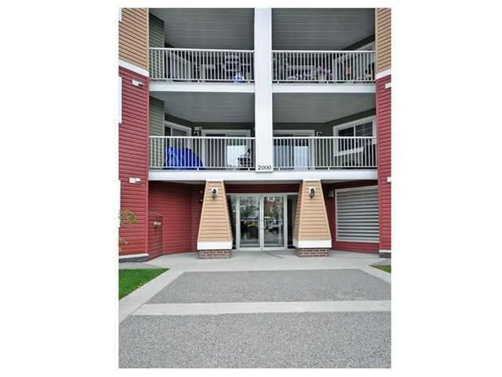 10 Prestwick Bay SE Calgary AB T2Z 0B5