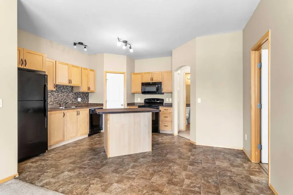 31 Jamieson Avenue Red Deer AB T4P 0H8