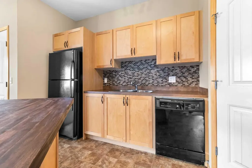 31 Jamieson Avenue Red Deer AB T4P 0H8