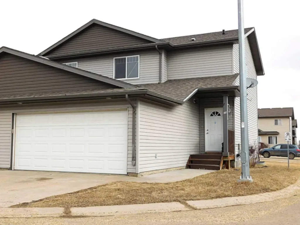 6802 50 Avenue Camrose AB T4V 5C7