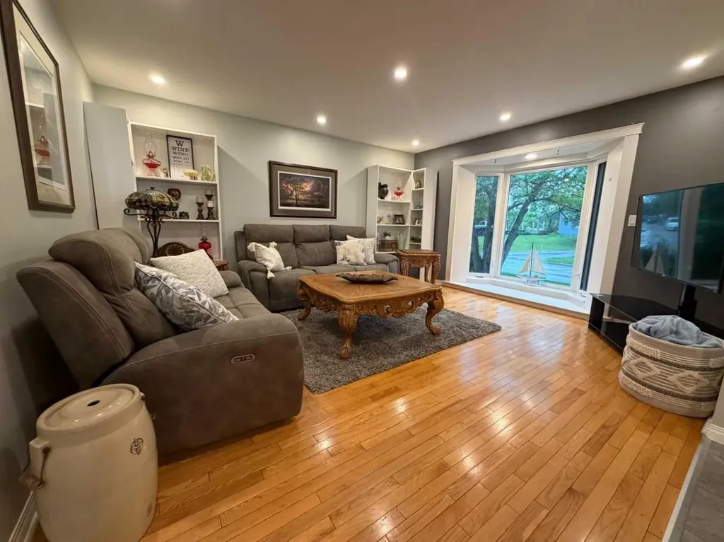203 2 Street NE Sundre AB T0M 1X0