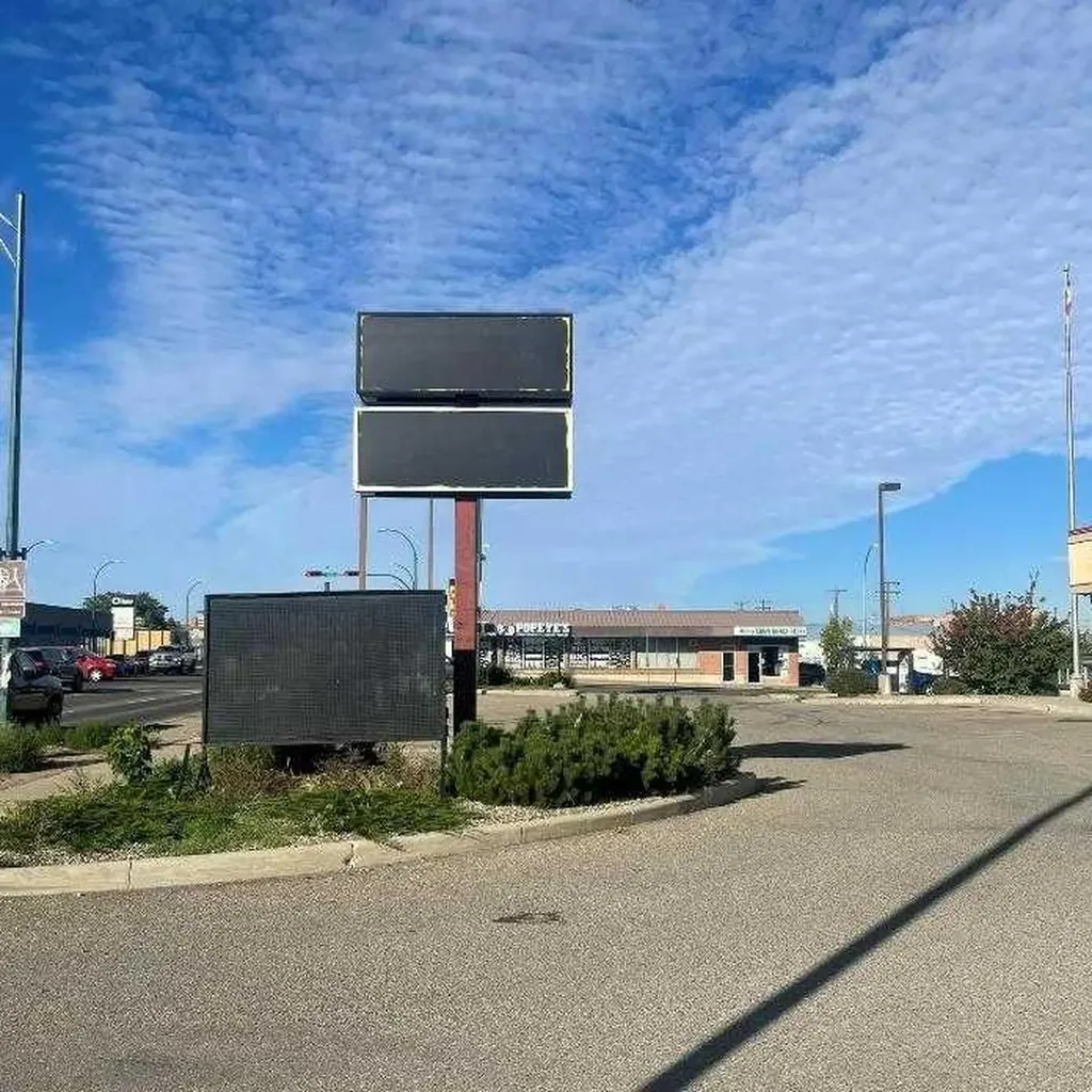 1303 3 Avenue S Lethbridge AB T1J 0K4