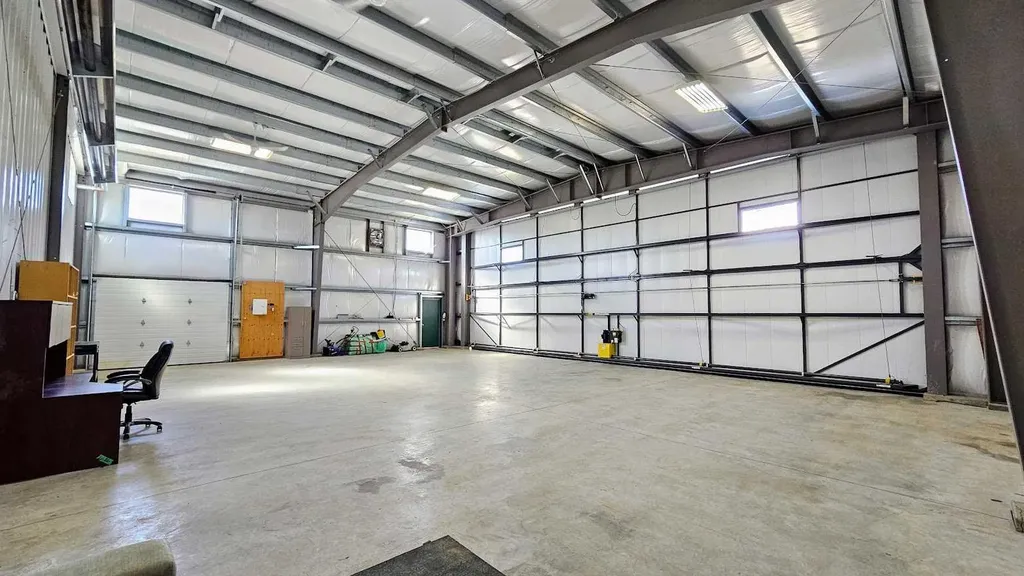 32463 Range Road 55 Rural Mountain View County AB T0M 1X0