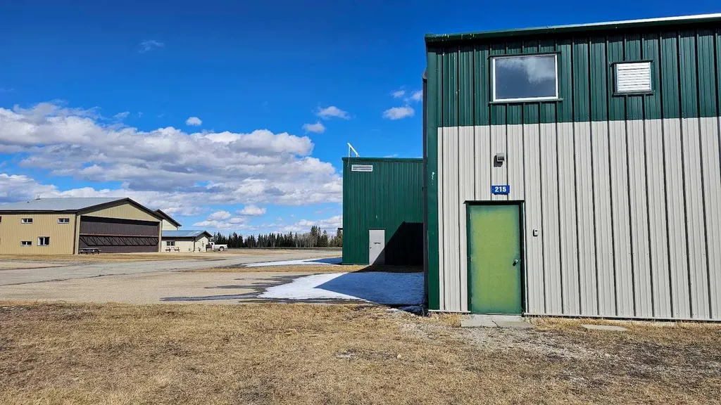 32463 Range Road 55 Rural Mountain View County AB T0M 1X0