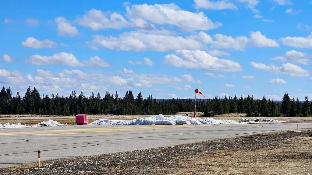32463 Range Road 55 Rural Mountain View County AB T0M 1X0