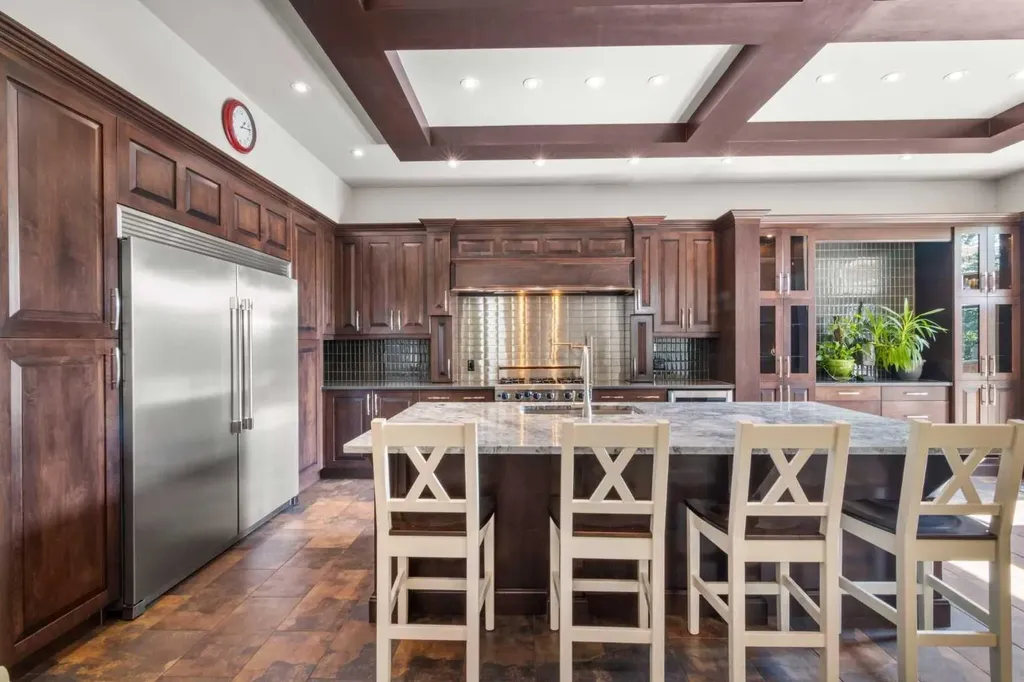 627 27 Avenue NE Calgary AB T2E 2A7