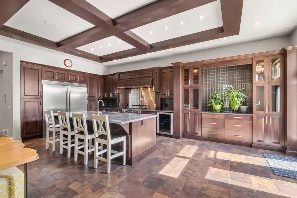 627 27 Avenue NE Calgary AB T2E 2A7