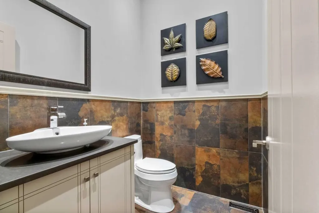 627 27 Avenue NE Calgary AB T2E 2A7