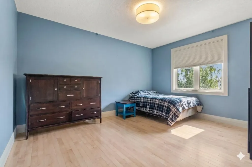 627 27 Avenue NE Calgary AB T2E 2A7