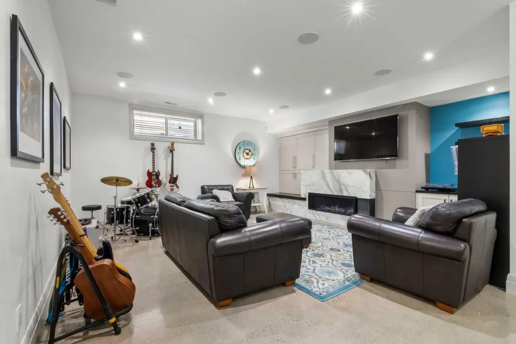 627 27 Avenue NE Calgary AB T2E 2A7