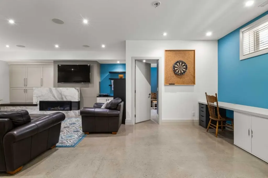 627 27 Avenue NE Calgary AB T2E 2A7