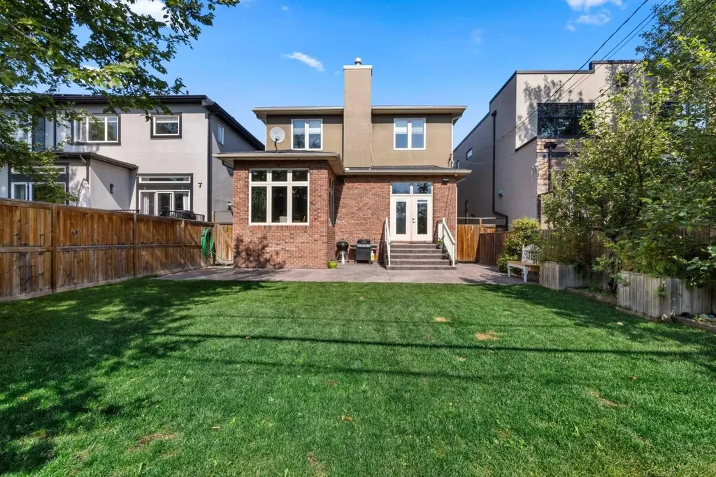 627 27 Avenue NE Calgary AB T2E 2A7
