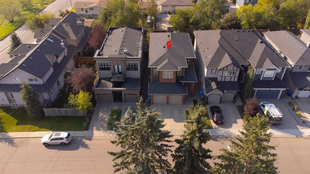 627 27 Avenue NE Calgary AB T2E 2A7