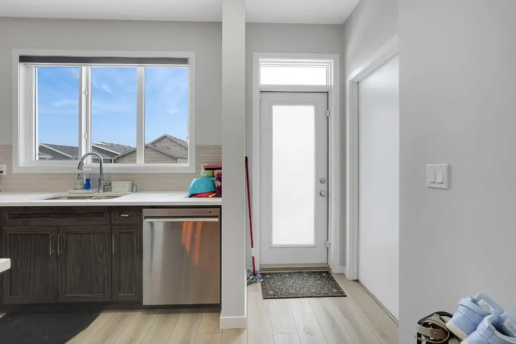 32 Seton Row SE Calgary AB T3M 3L7