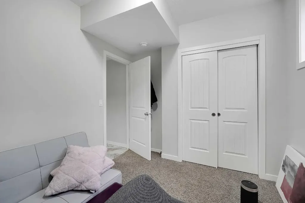 32 Seton Row SE Calgary AB T3M 3L7