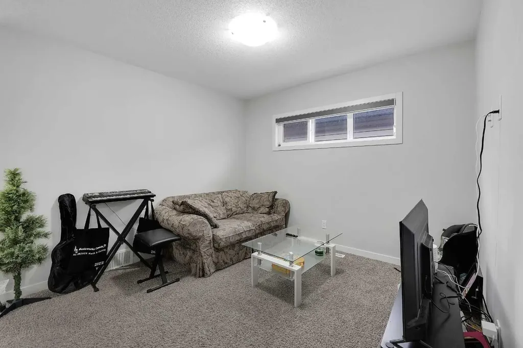 32 Seton Row SE Calgary AB T3M 3L7