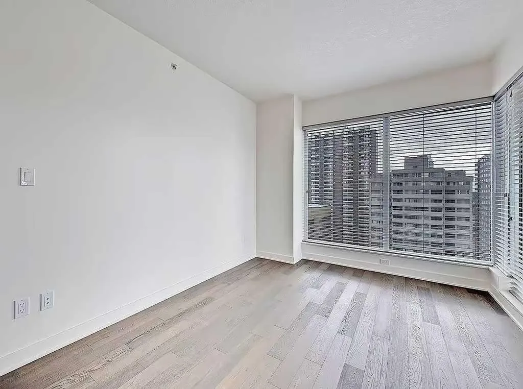930 6 Avenue SW Calgary AB T2P 1J3