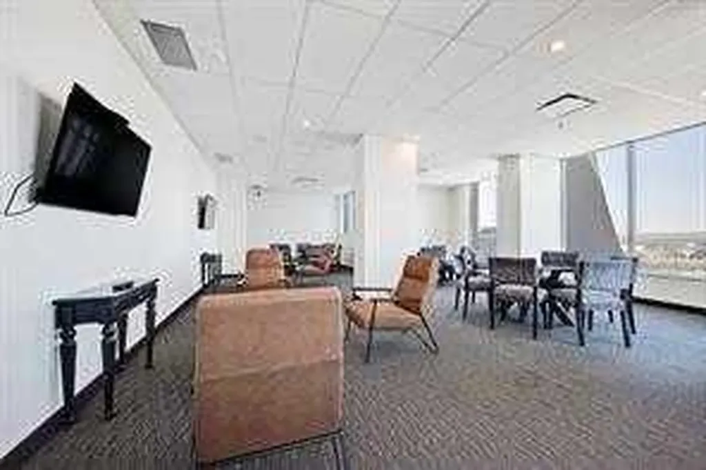 930 6 Avenue SW Calgary AB T2P 1J3