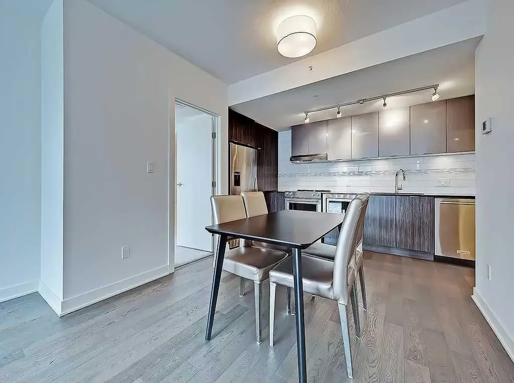 930 6 Avenue SW Calgary AB T2P 1J3