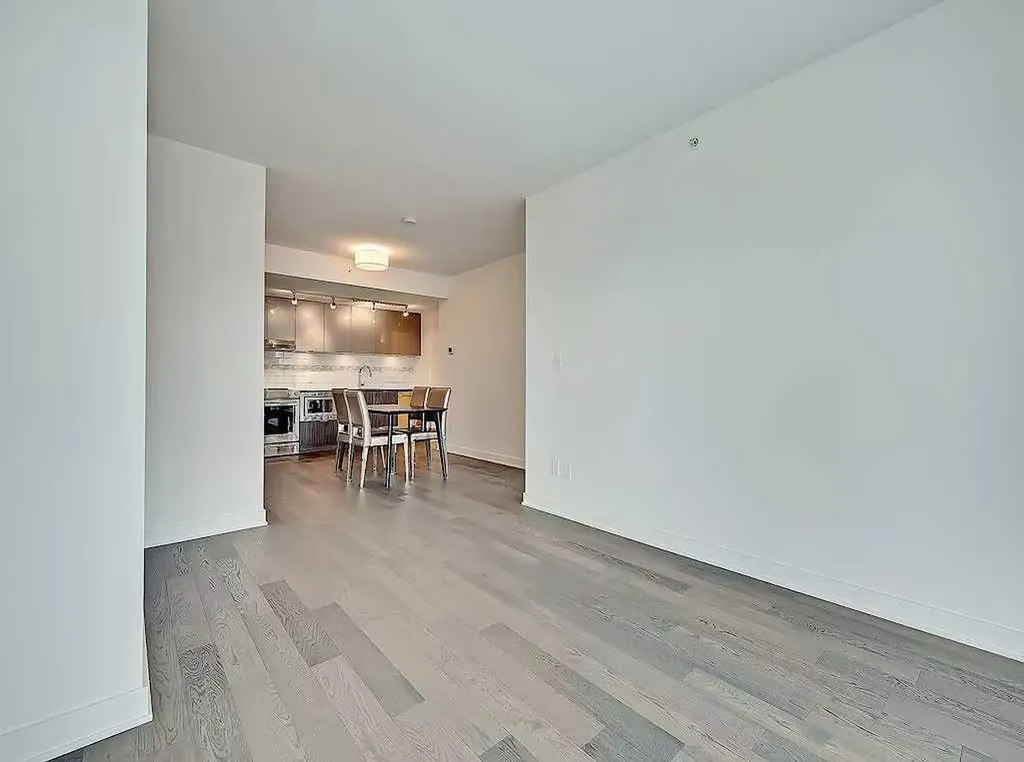 930 6 Avenue SW Calgary AB T2P 1J3