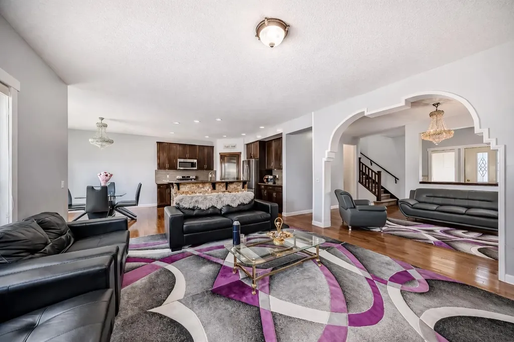104 Panamount Terrace NW Calgary AB T3K 0H8