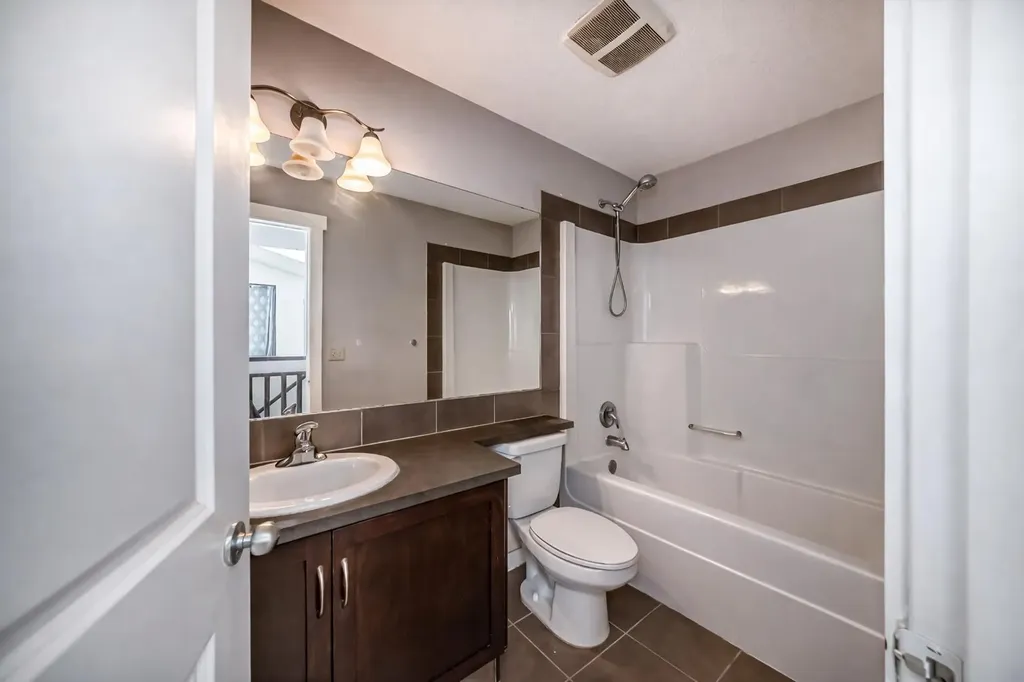 104 Panamount Terrace NW Calgary AB T3K 0H8
