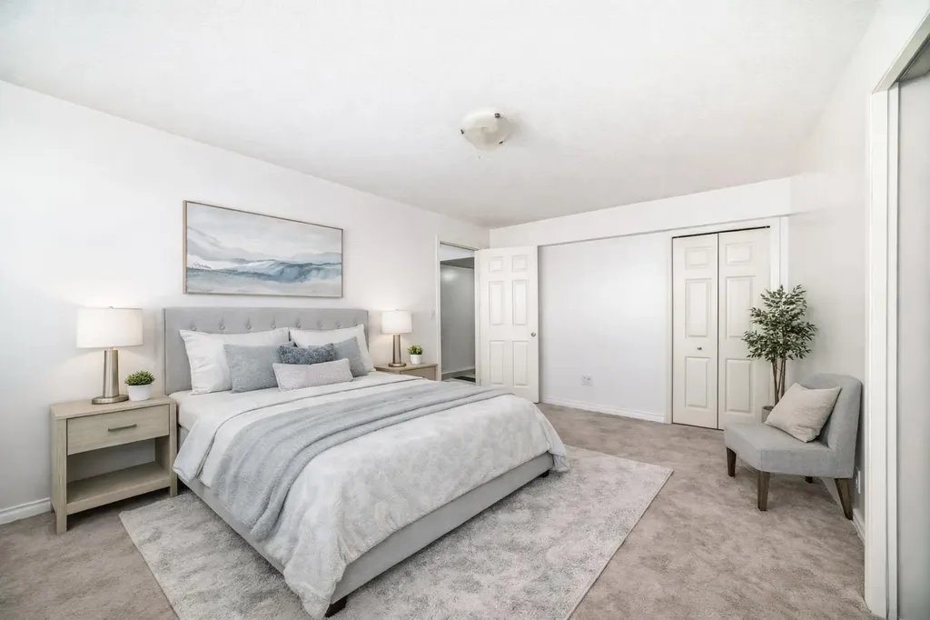 104 Panamount Terrace NW Calgary AB T3K 0H8