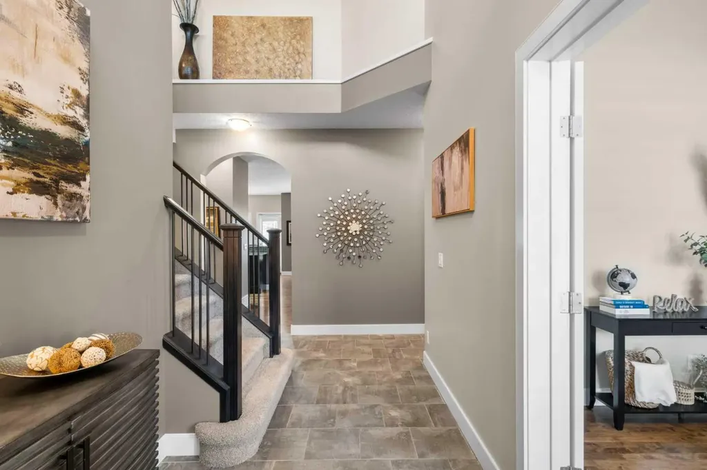 809 Canoe Green SW Airdrie AB T4B 3K6