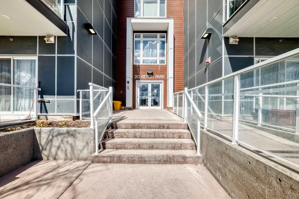 20 Seton Park Calgary AB T3M 2G2