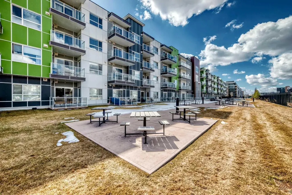 20 Seton Park Calgary AB T3M 2G2