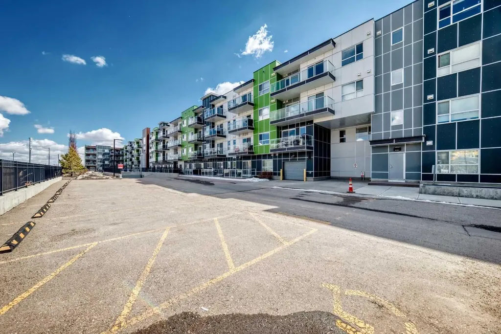 20 Seton Park Calgary AB T3M 2G2